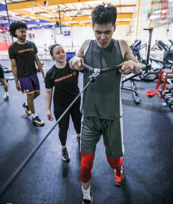 勒沃库森核心复出即染红，球队十人应战不敌拜仁  